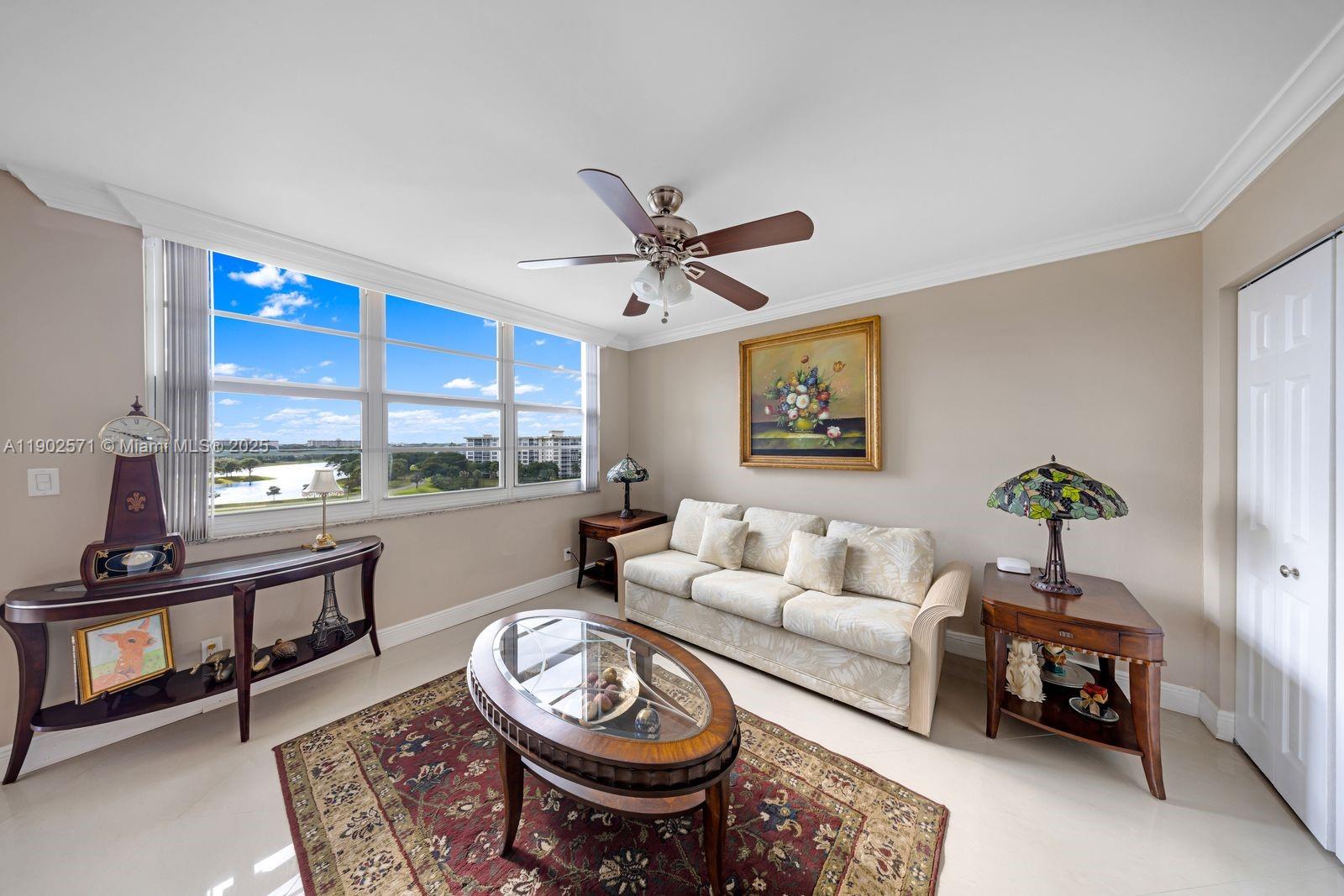 NO 52 PALM-AIRE COUNTRY C - Residential Lease