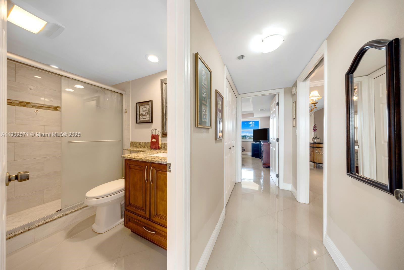 NO 52 PALM-AIRE COUNTRY C - Residential Lease