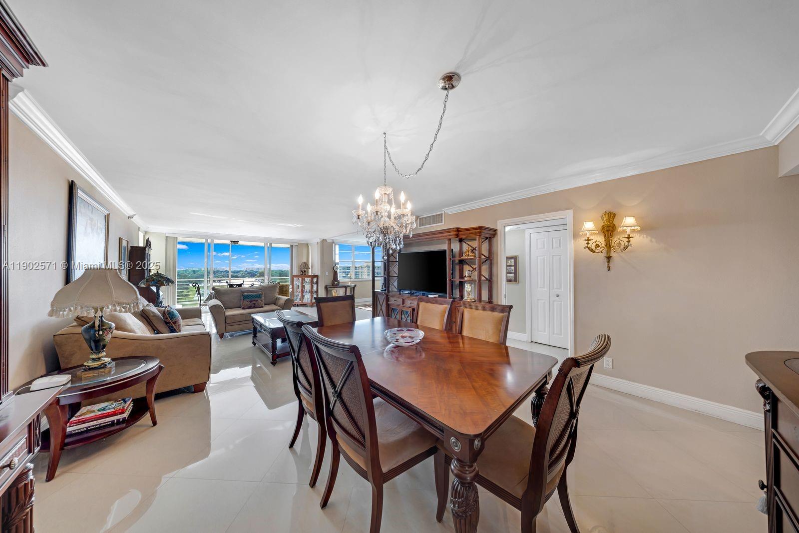 NO 52 PALM-AIRE COUNTRY C - Residential Lease