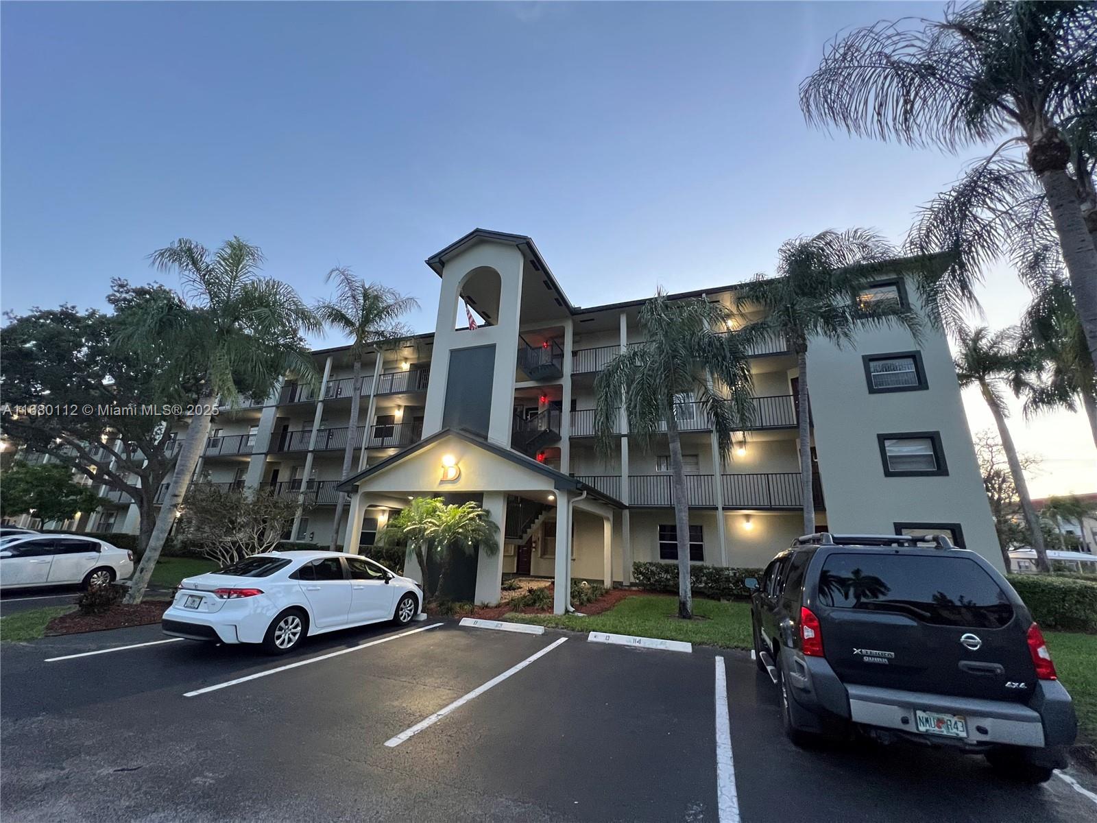 12950 Sw 13th St 409D, Pembroke Pines, Miami-Dade County, Florida - 2 Bedrooms  
2 Bathrooms - 