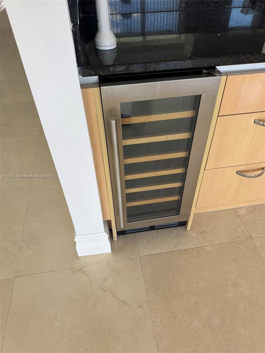 OCEAN TOWER TWO CONDO - Residential