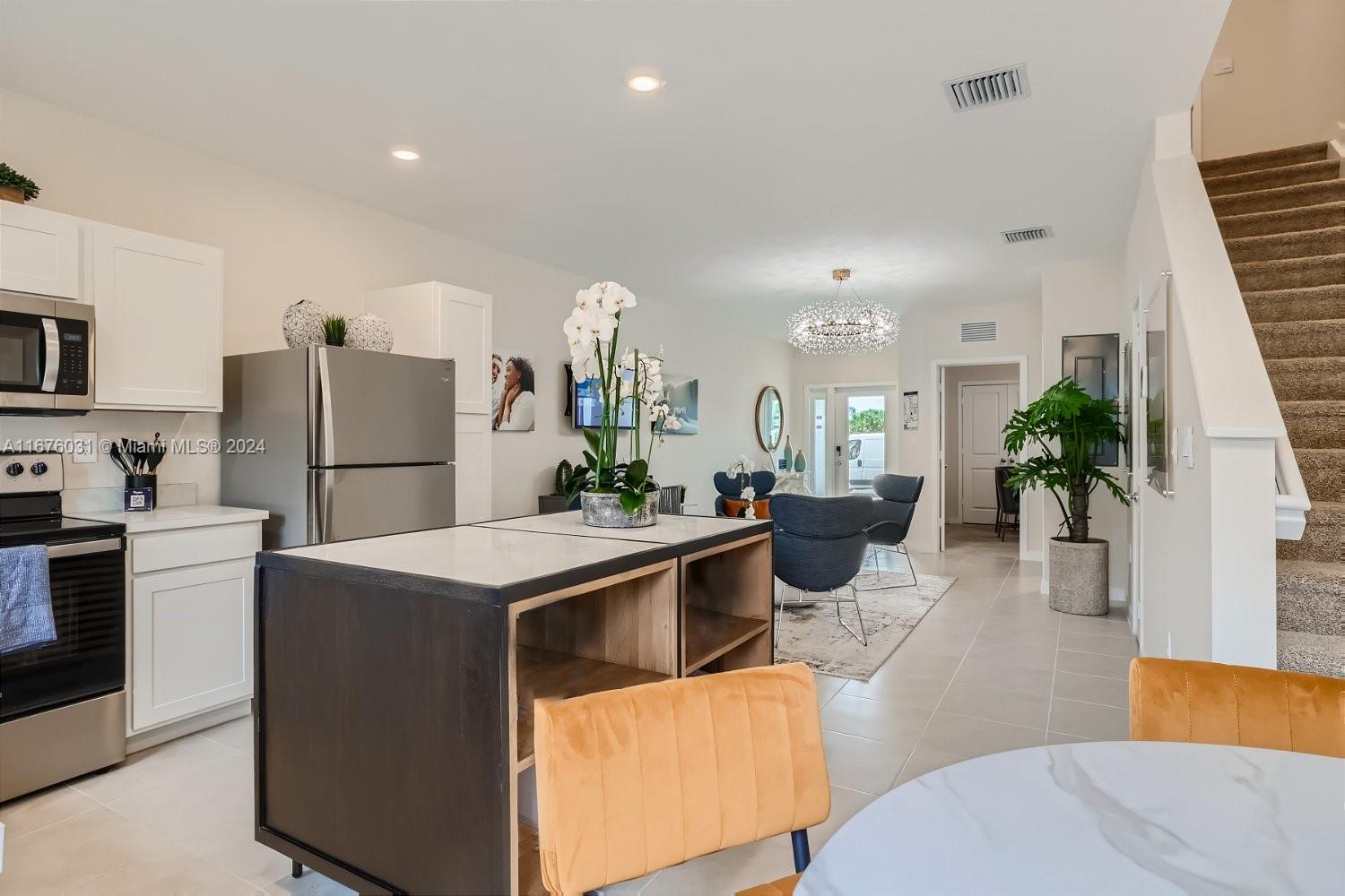 Sebastian Isles - Residential