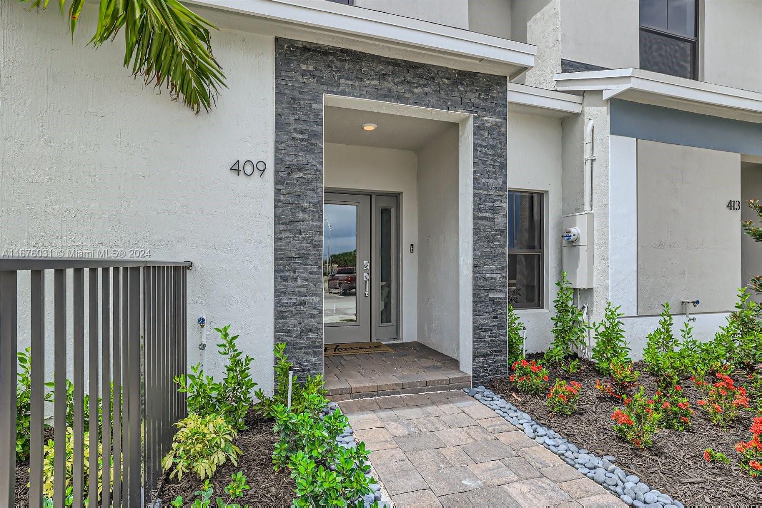 Sebastian Isles - Residential