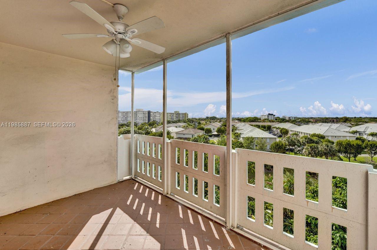 HILLCREST EAST NO 26 COND - Residential