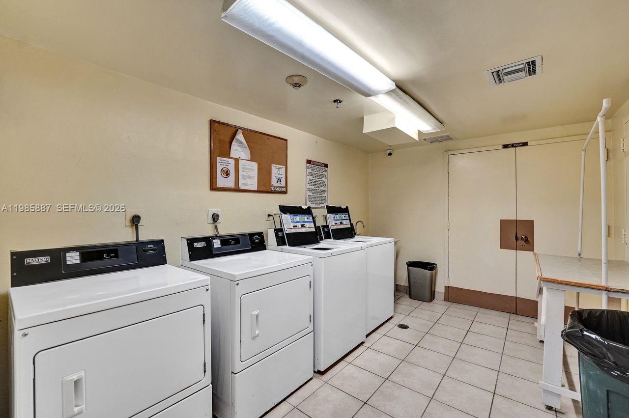 HILLCREST EAST NO 26 COND - Residential