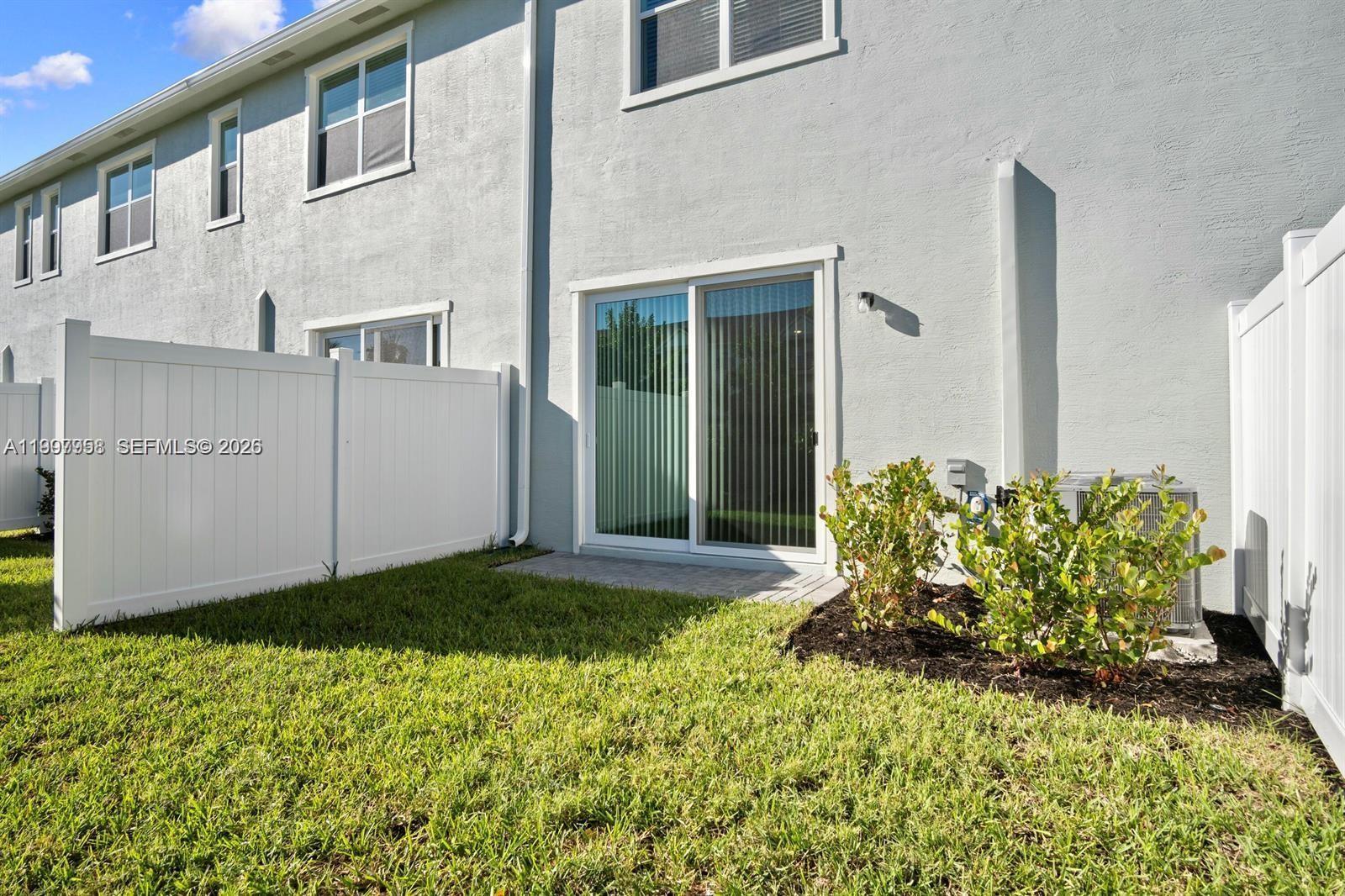 VERANDA PLAT NO. 9 - Residential