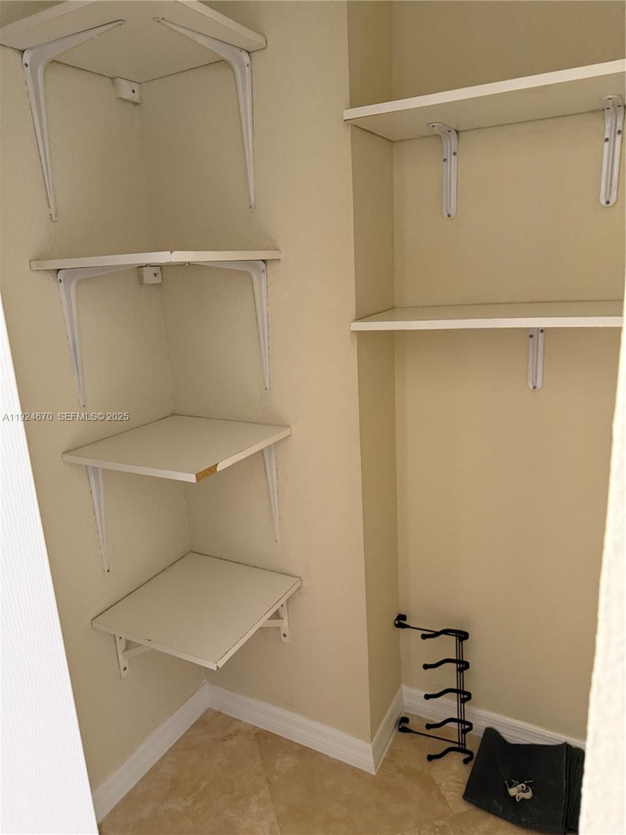 HEMISPHERES CONDO - Residential Lease