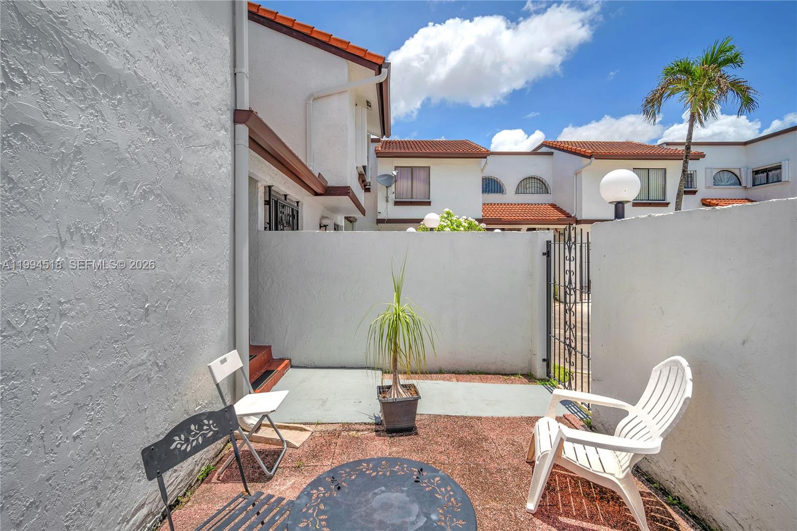 VILLA VENEZIA CONDO PH VI - Residential