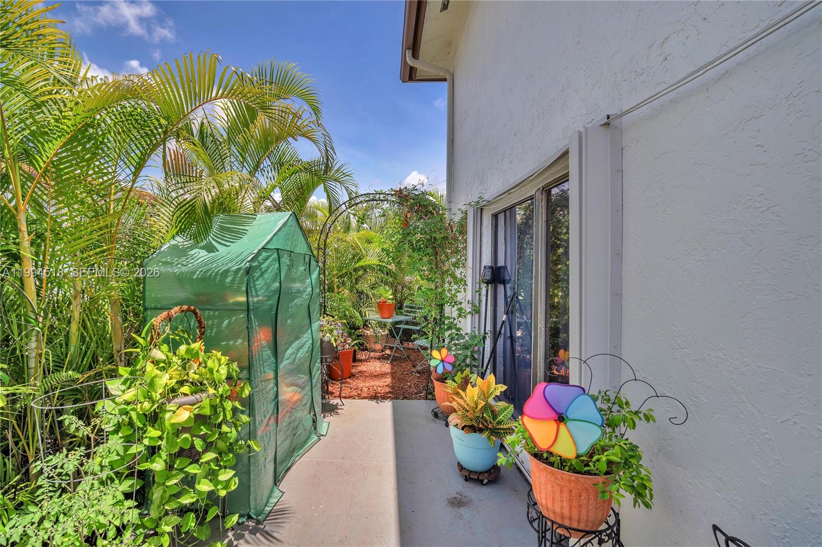 VILLA VENEZIA CONDO PH VI - Residential