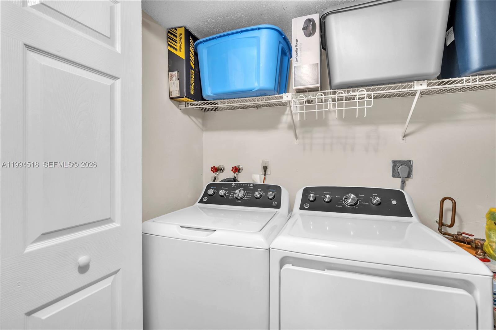 VILLA VENEZIA CONDO PH VI - Residential