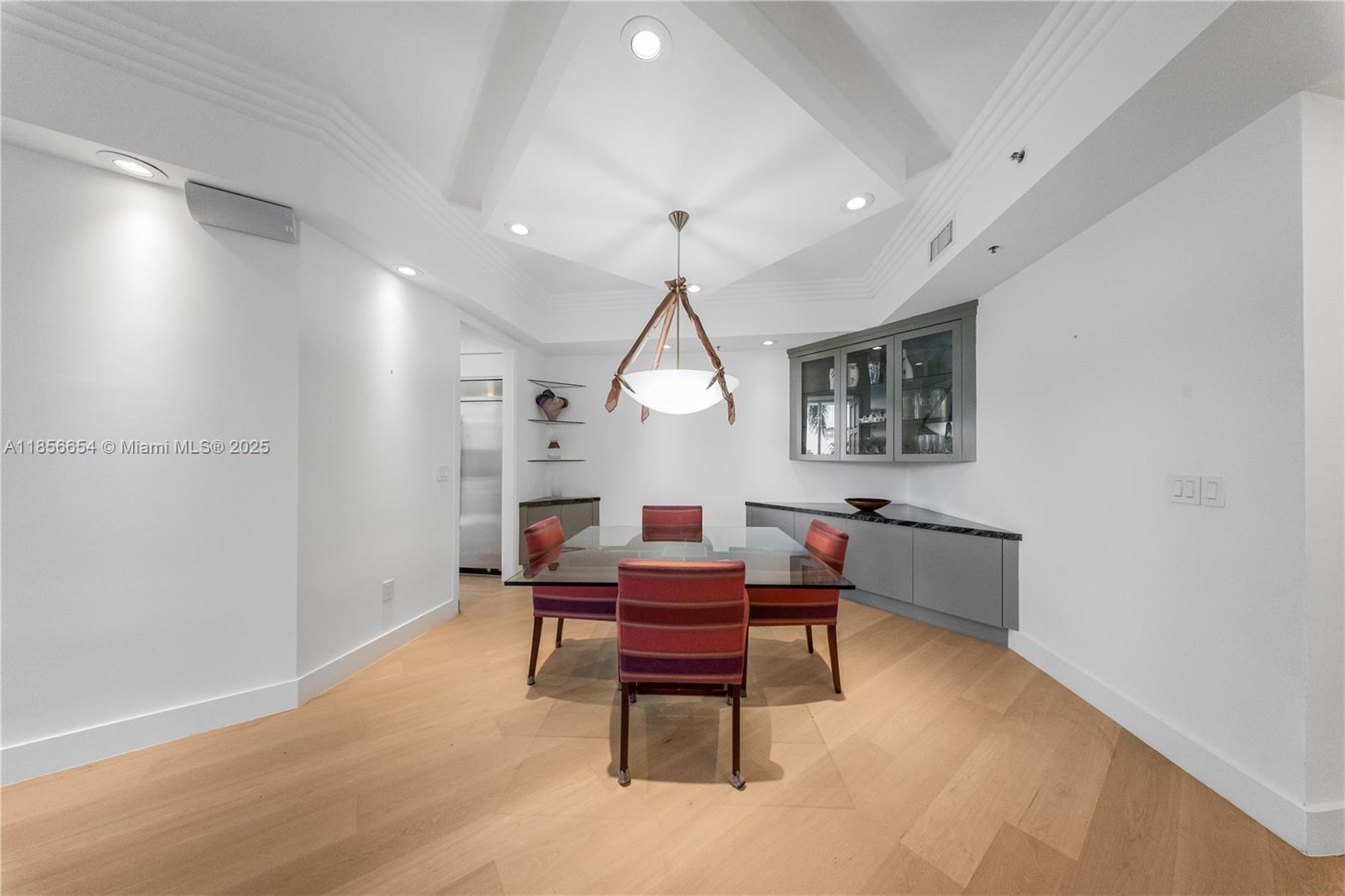 626 Coral Way 402