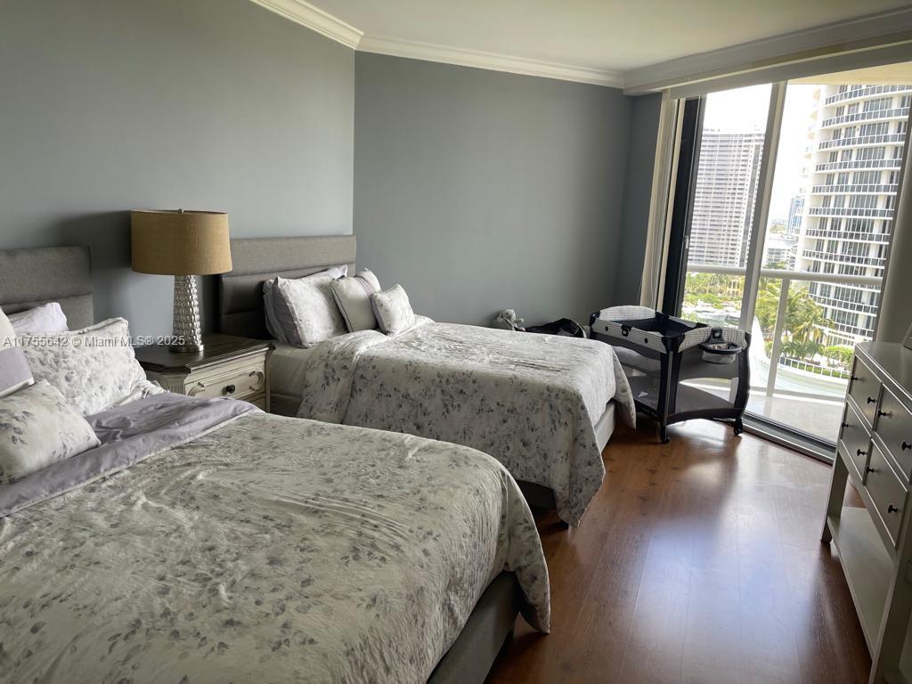 WILLIAMS ISLAND - Residential