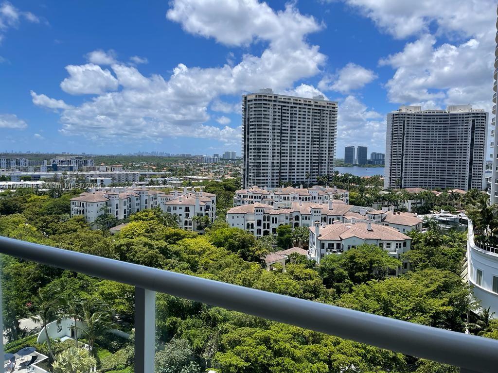 WILLIAMS ISLAND - Residential