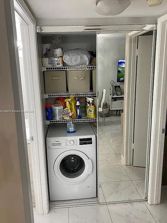 MADISON DOWNTOWN CONDO - Residential