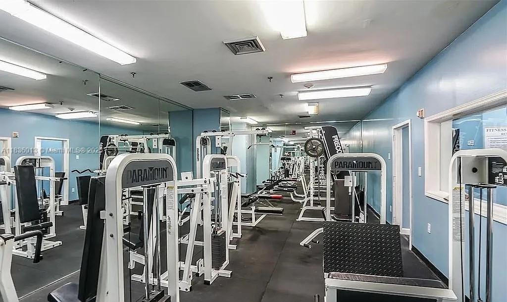 MADISON DOWNTOWN CONDO - Residential