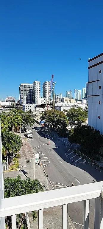 MADISON DOWNTOWN CONDO - Residential