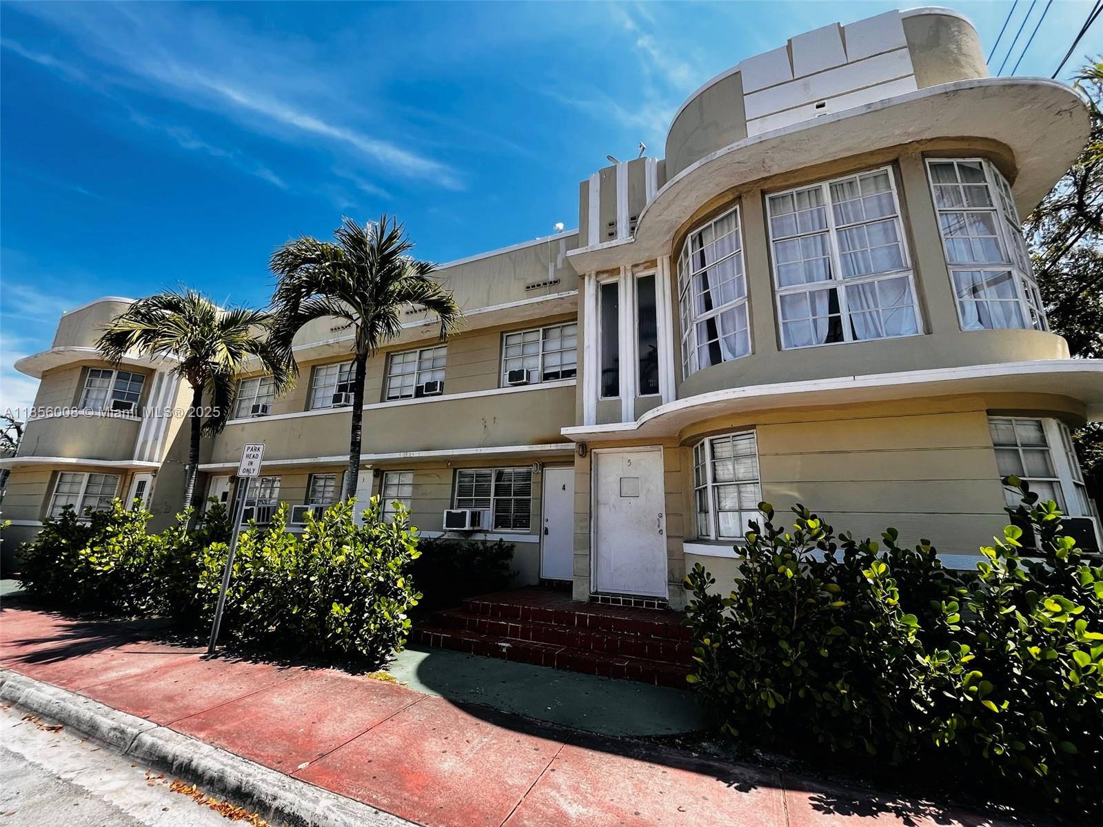 1455 MICHIGAN AVE CONDO - Residential Lease