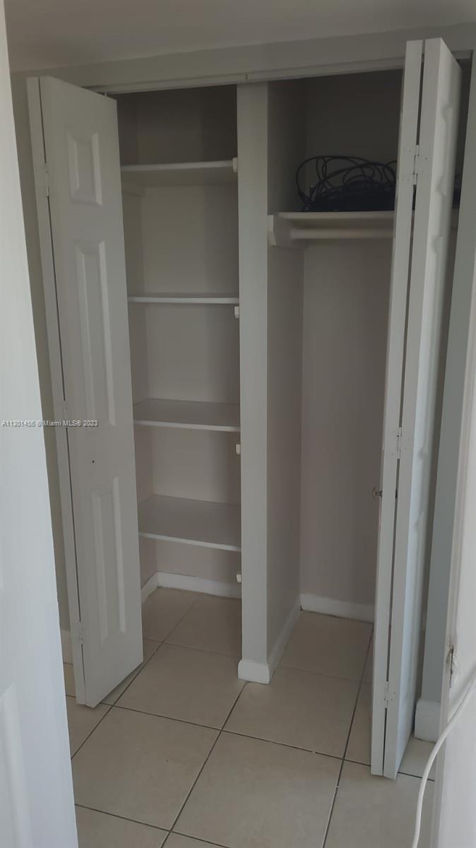 MONTECARLO CONDO - Residential