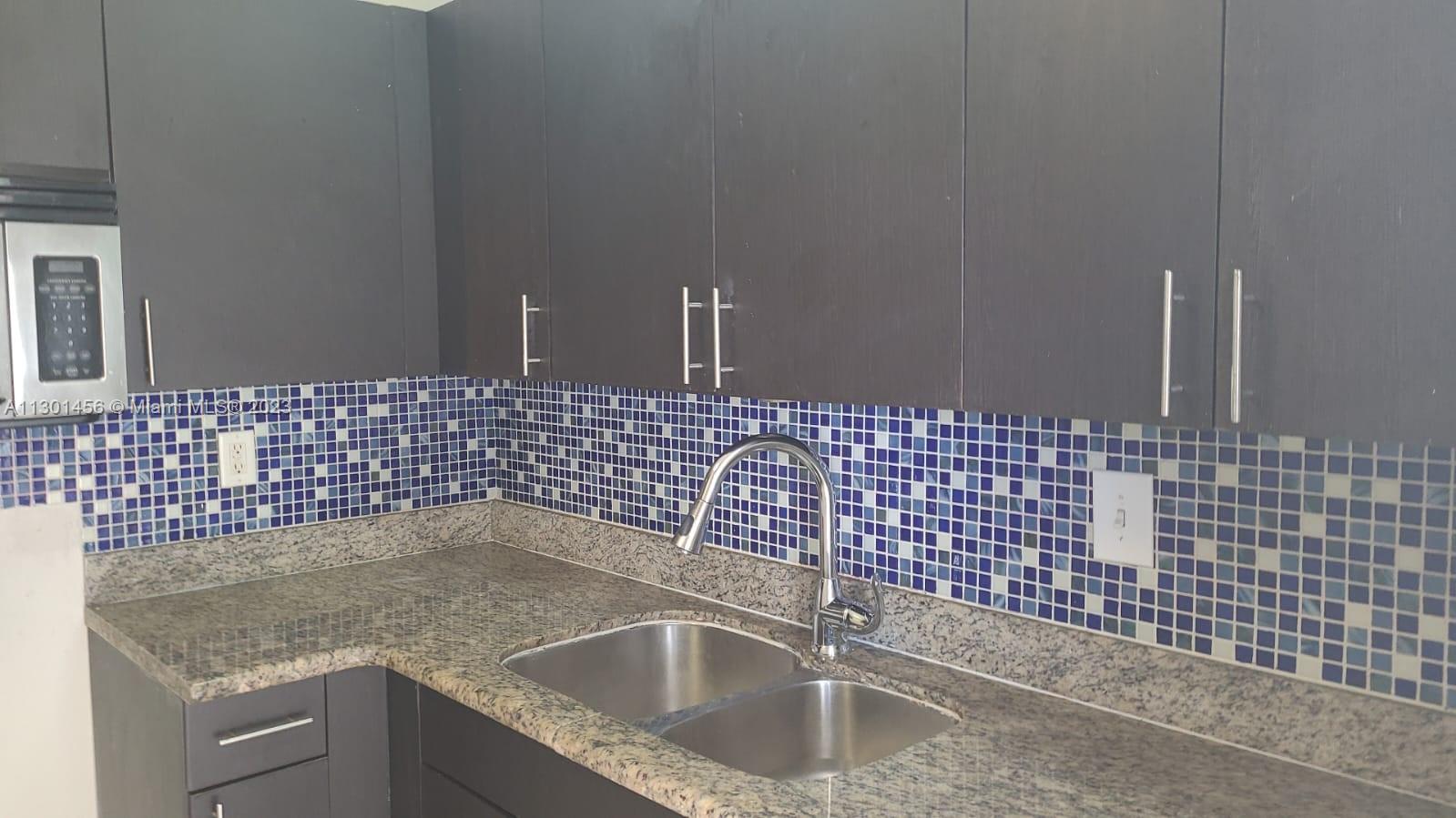 MONTECARLO CONDO - Residential