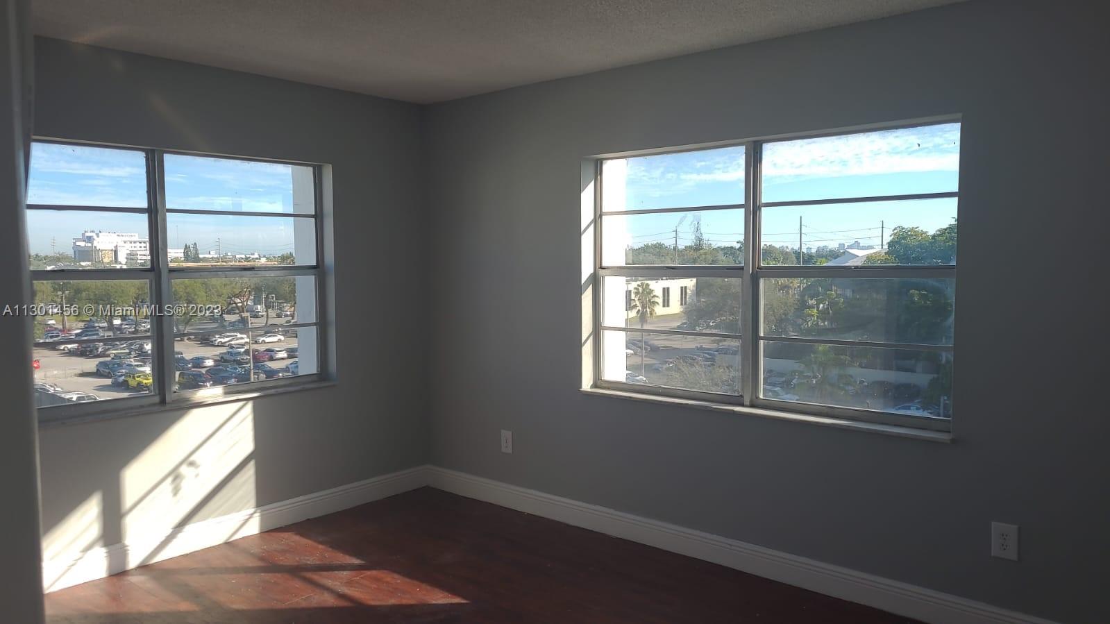 MONTECARLO CONDO - Residential