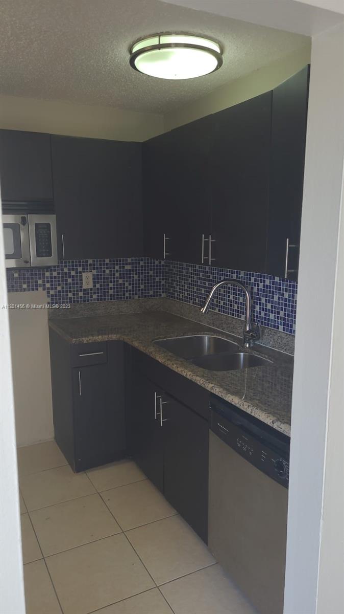 MONTECARLO CONDO - Residential