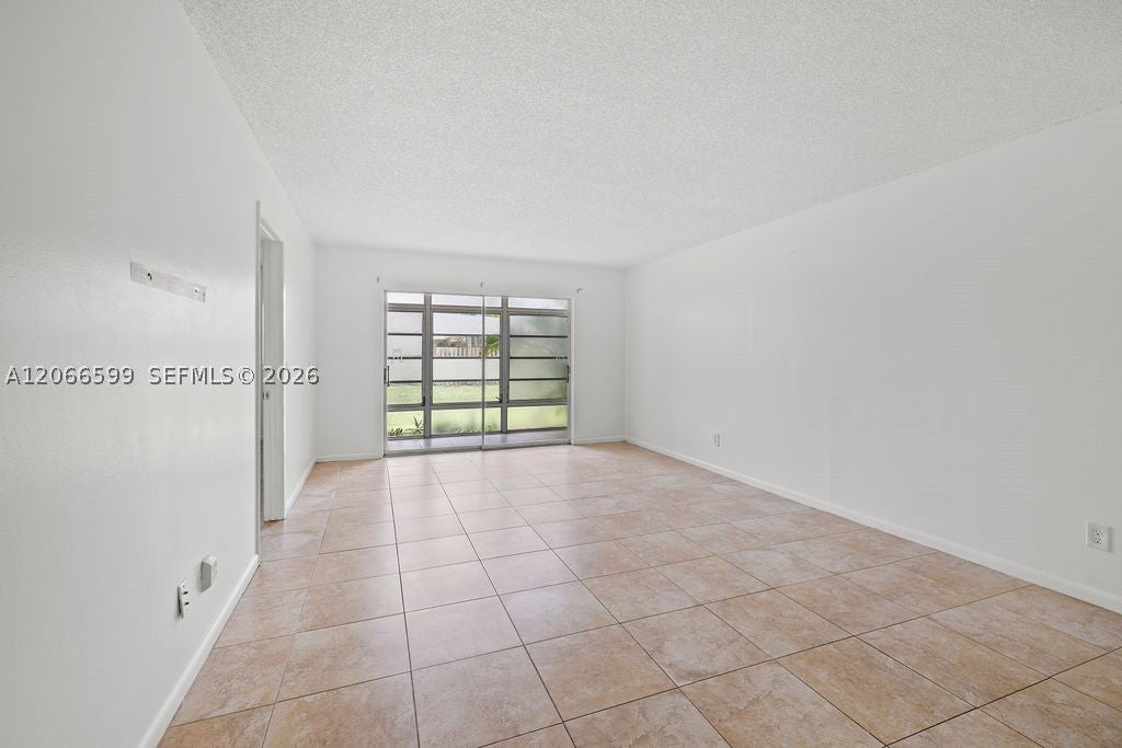 1166 6th Ave B3