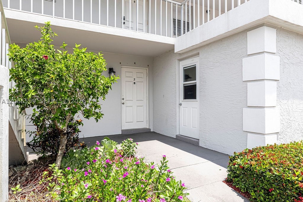 1166 6th Ave B3
