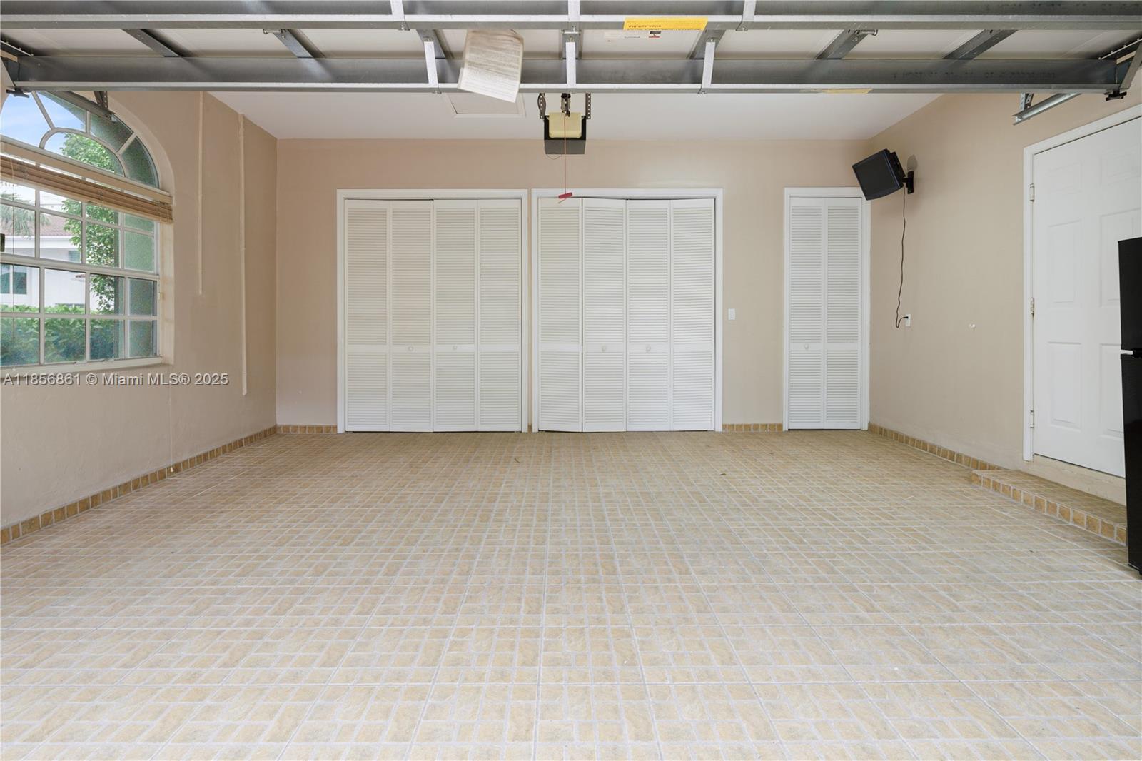 GOLDEN GATE ESTATES & MAR - Residential Lease