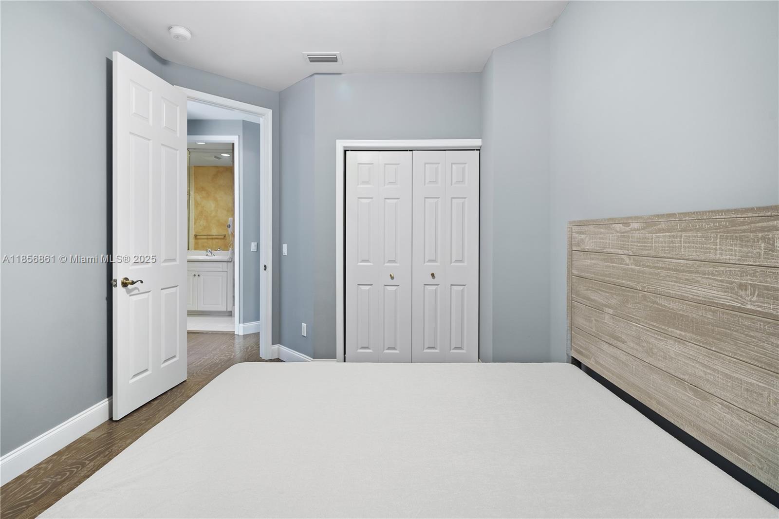 GOLDEN GATE ESTATES & MAR - Residential Lease