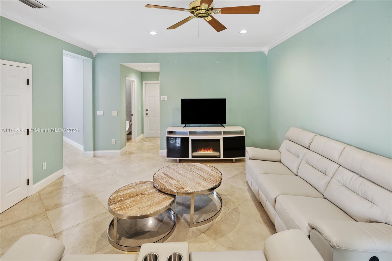 GOLDEN GATE ESTATES & MAR - Residential Lease