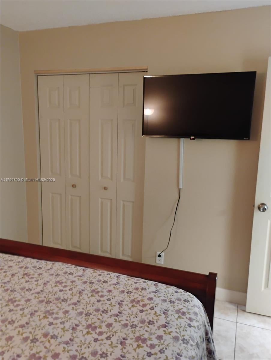 CYPRESS CHASE NORTH NO 2 - Residential