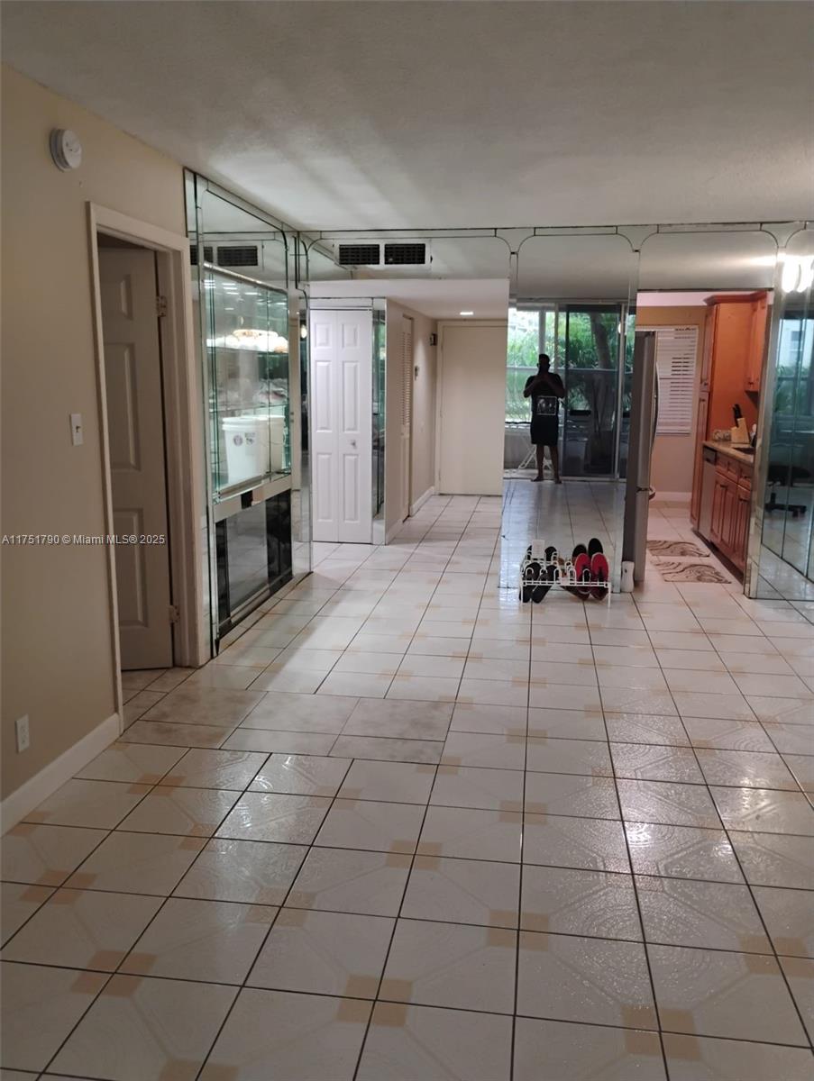 CYPRESS CHASE NORTH NO 2 - Residential