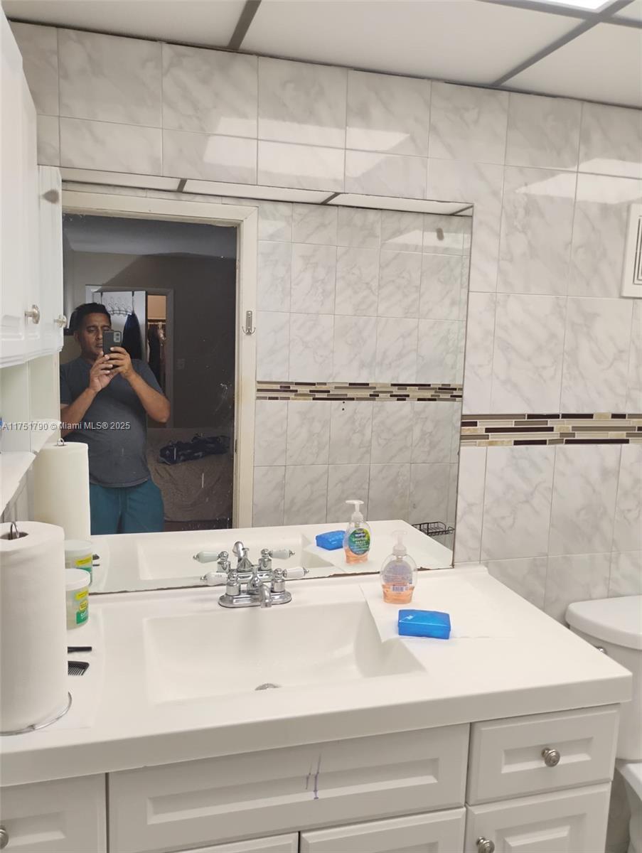 CYPRESS CHASE NORTH NO 2 - Residential