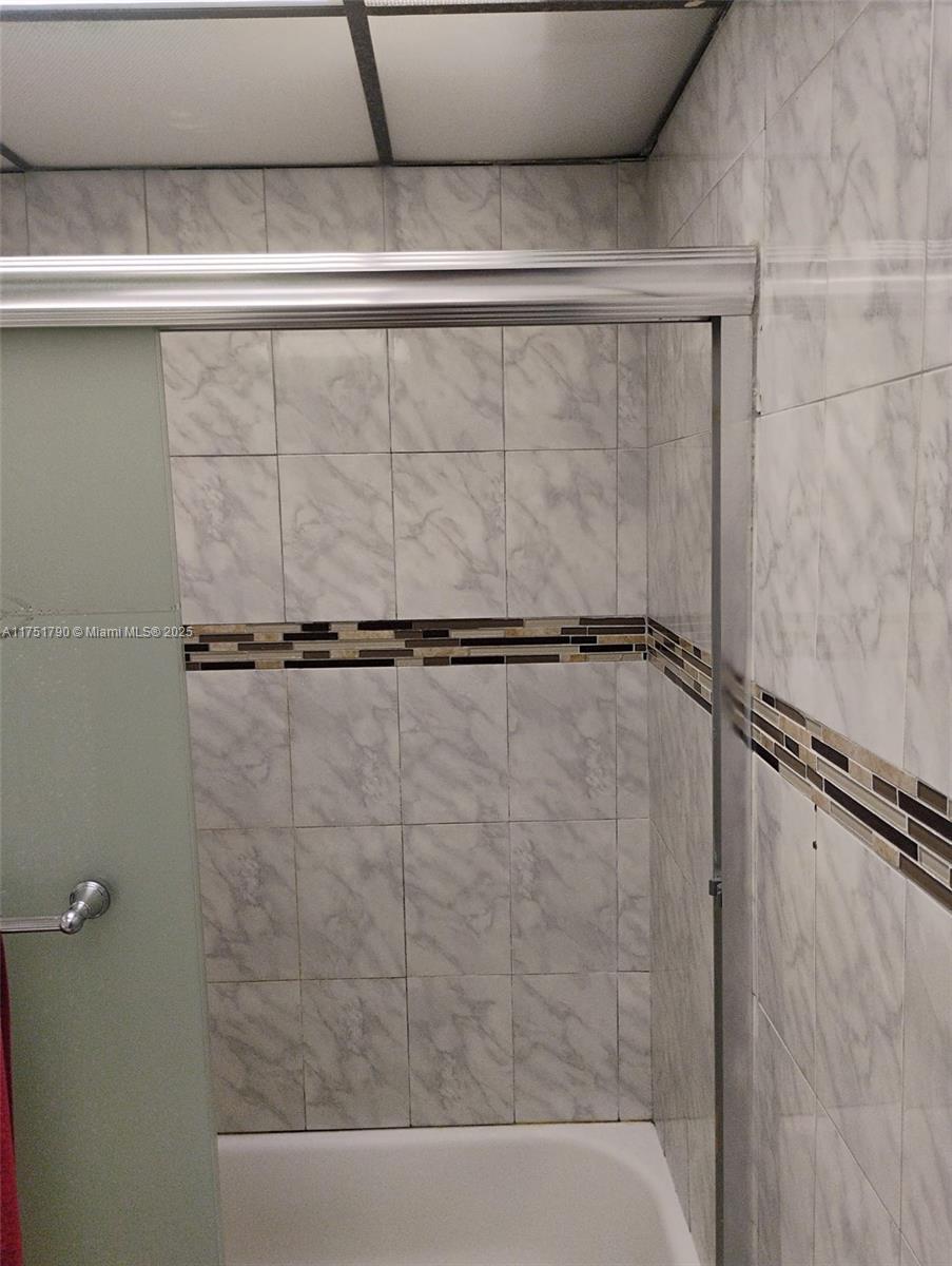 CYPRESS CHASE NORTH NO 2 - Residential