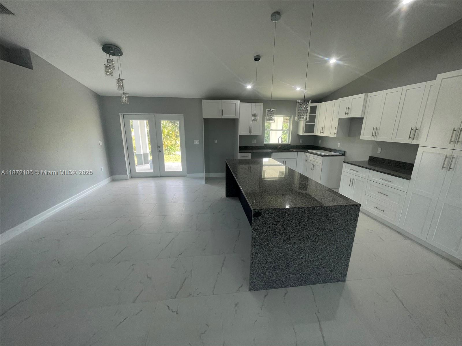 Port LaBelle - Residential