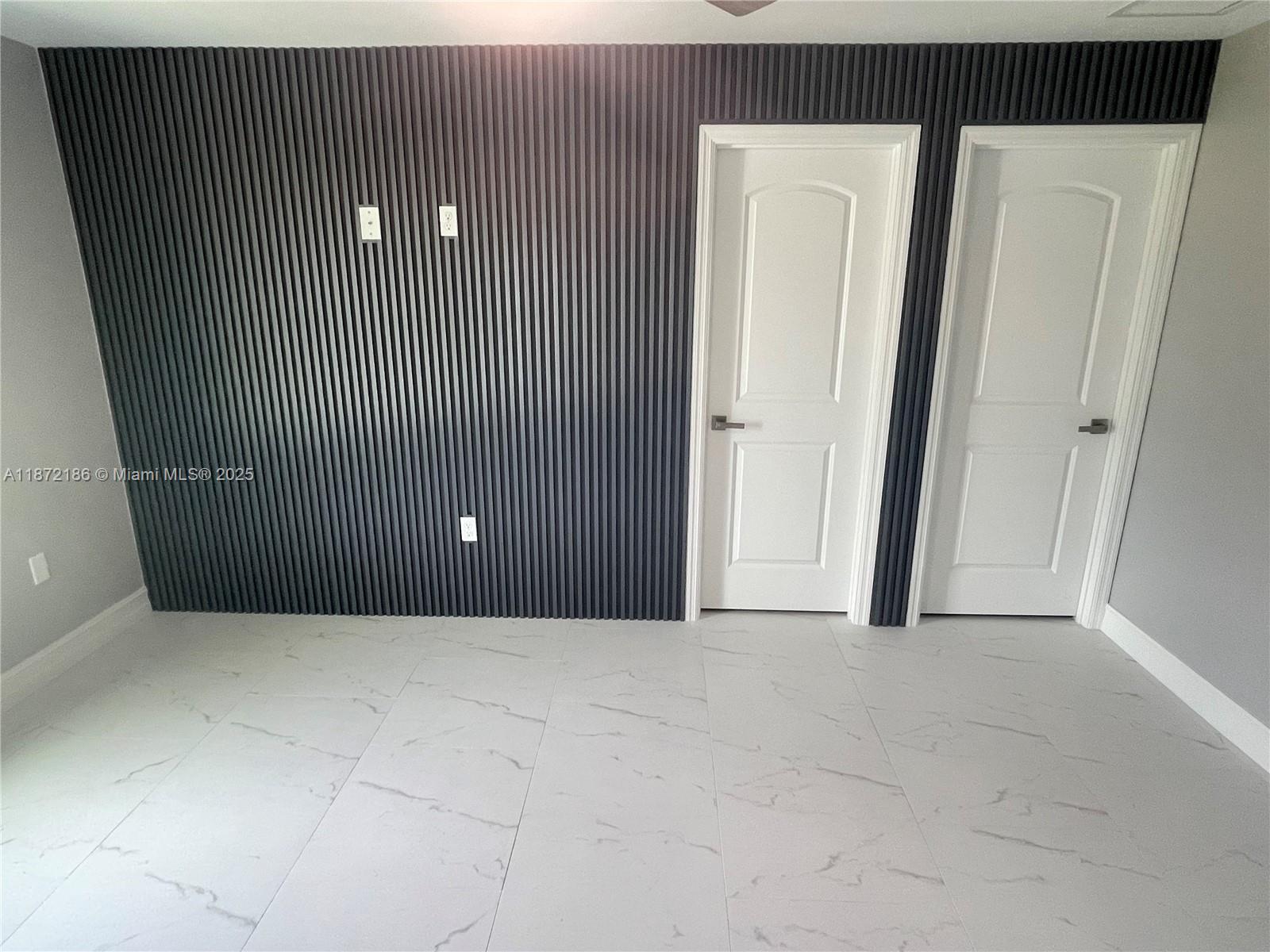 Port LaBelle - Residential