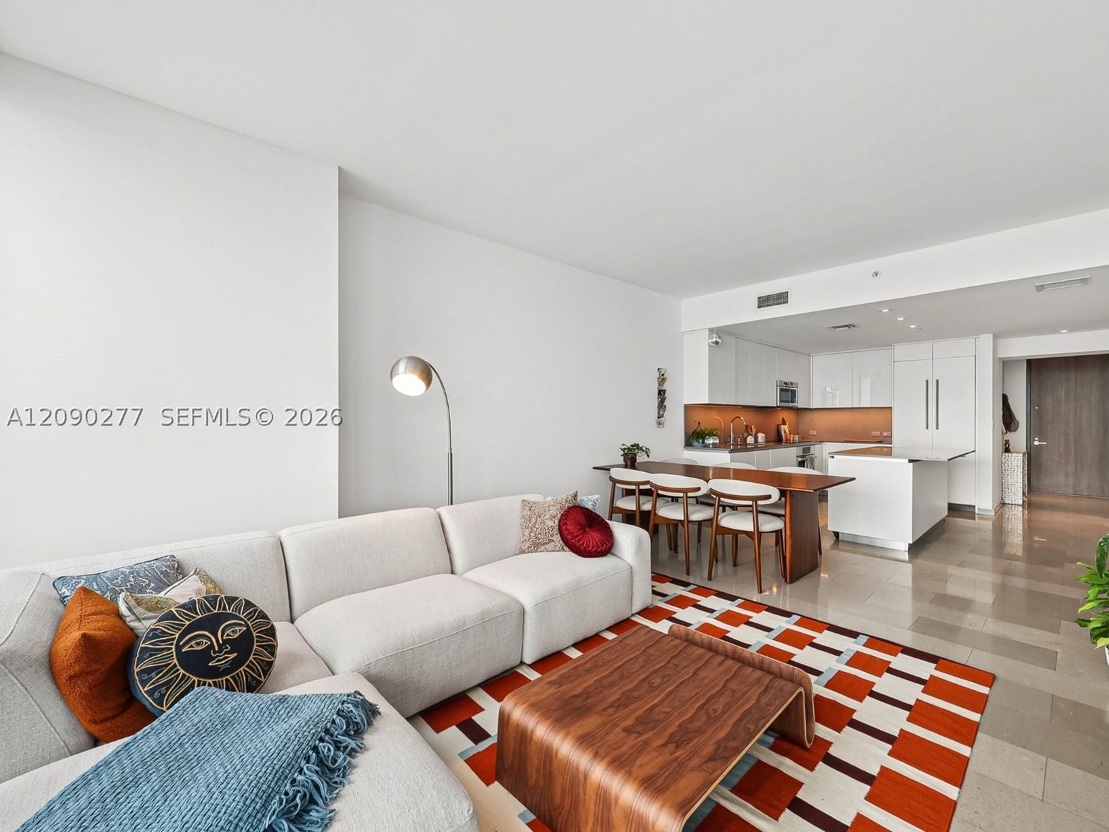 88 SW 7th St 2506