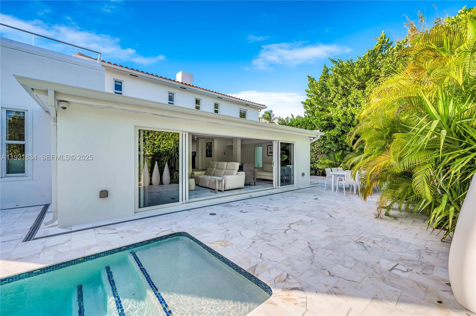 NAUTILUS EXTENSION 3RD - Residential