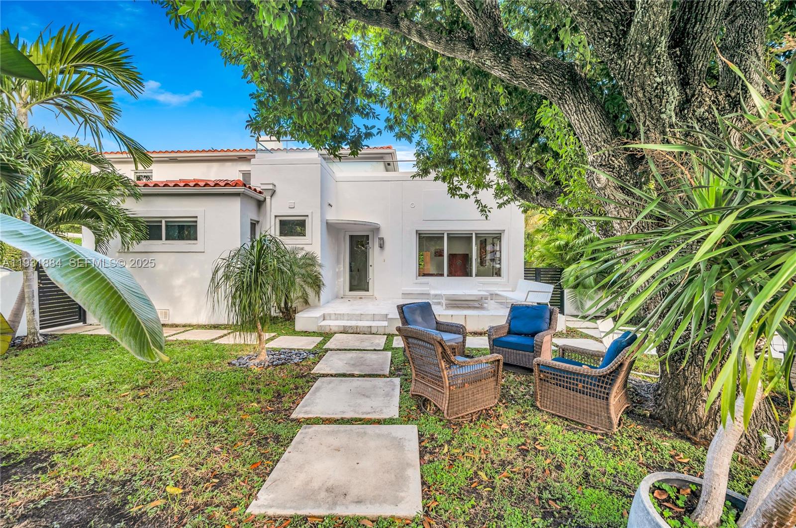 NAUTILUS EXTENSION 3RD - Residential