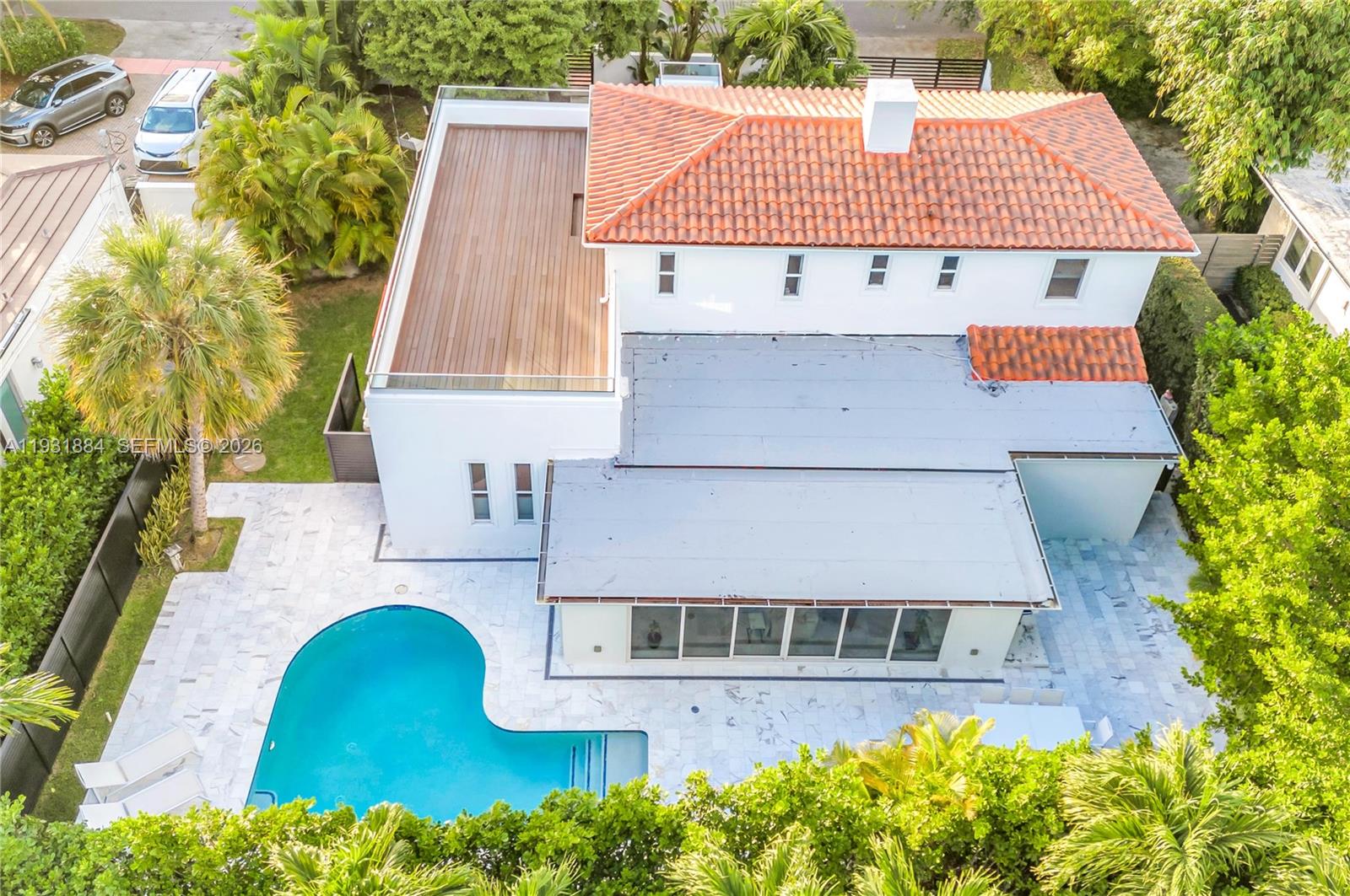 NAUTILUS EXTENSION 3RD - Residential