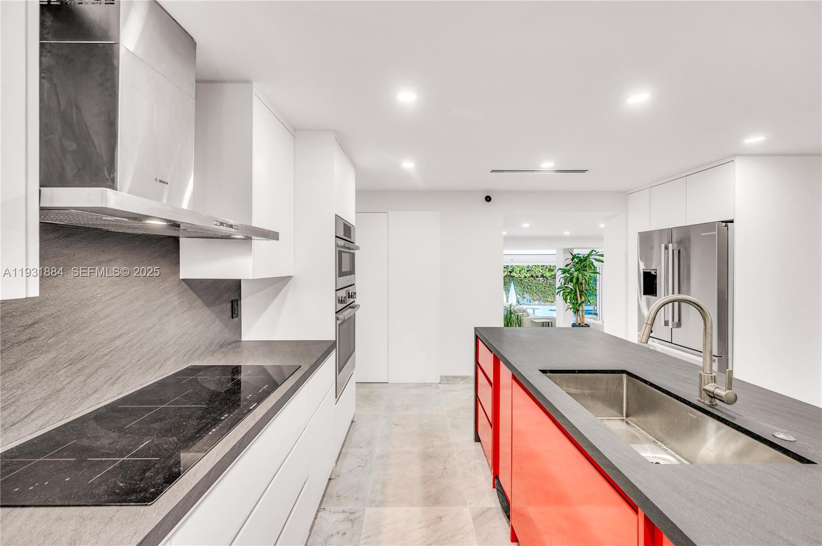 NAUTILUS EXTENSION 3RD - Residential