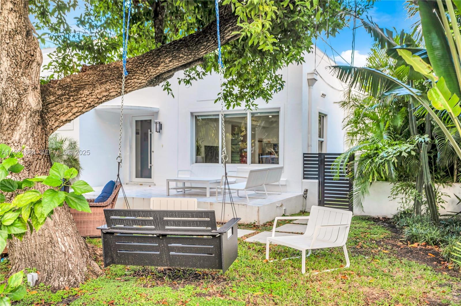 NAUTILUS EXTENSION 3RD - Residential