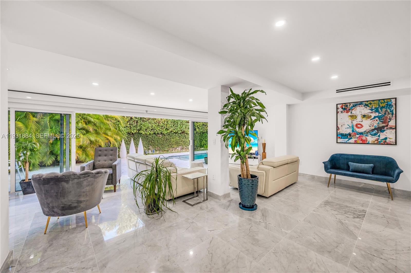 NAUTILUS EXTENSION 3RD - Residential