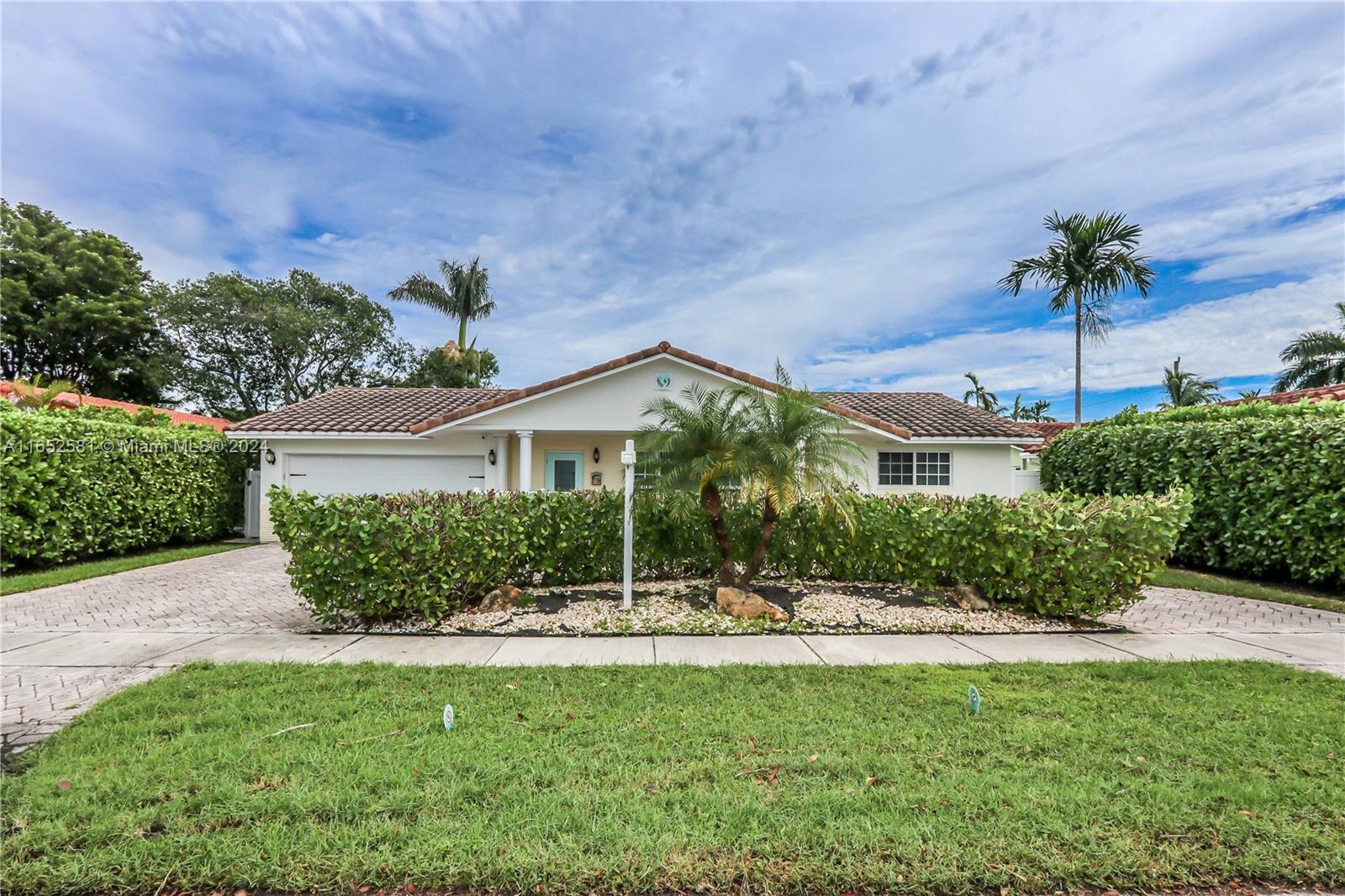 SUNNY ACRES - Residential