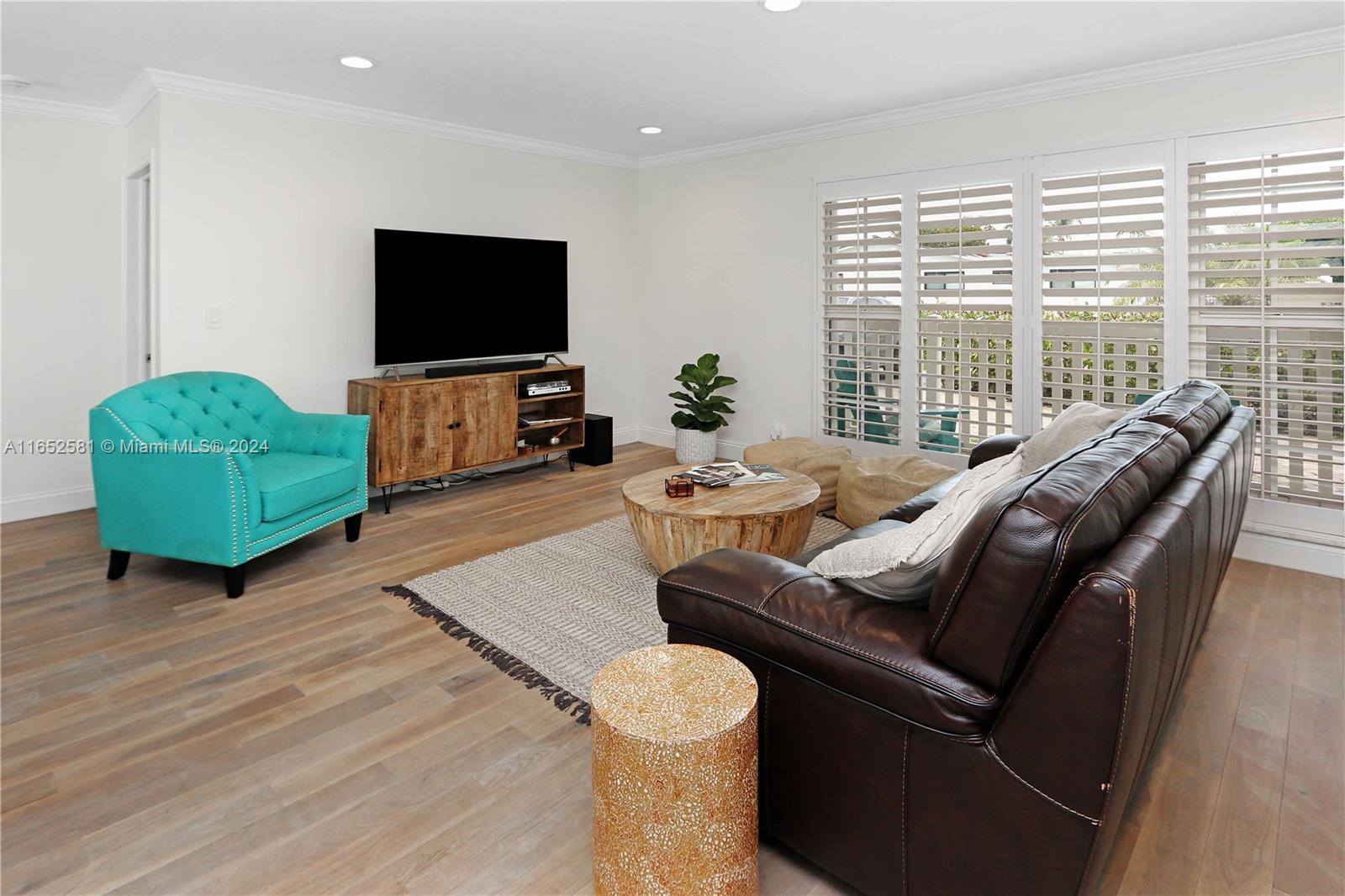 SUNNY ACRES - Residential
