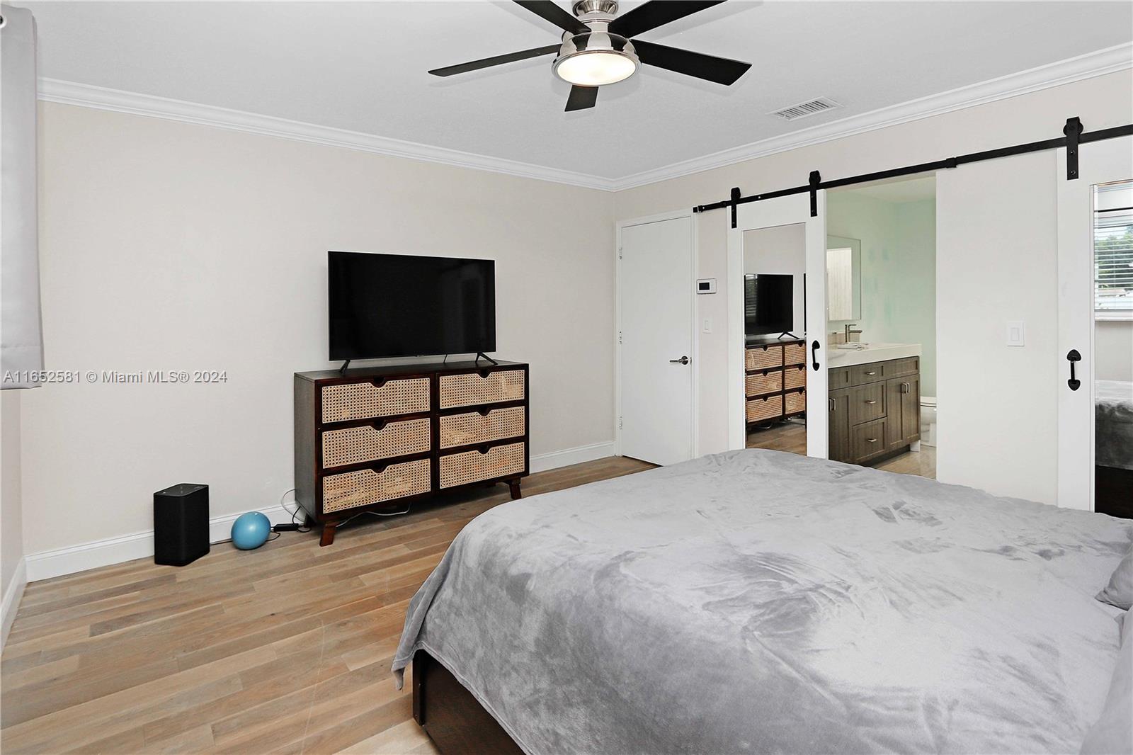 SUNNY ACRES - Residential