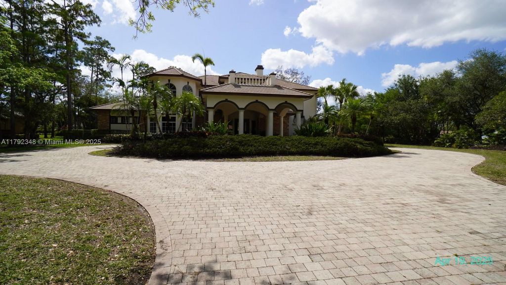 Photo of 6041 NW 84th Ter, Parkland, FL 33067 (MLS # A11792348)