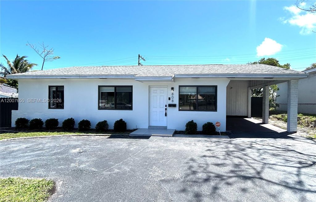 Photo of 808 45th St, West Palm Beach, FL 33407 (MLS # A12007650)