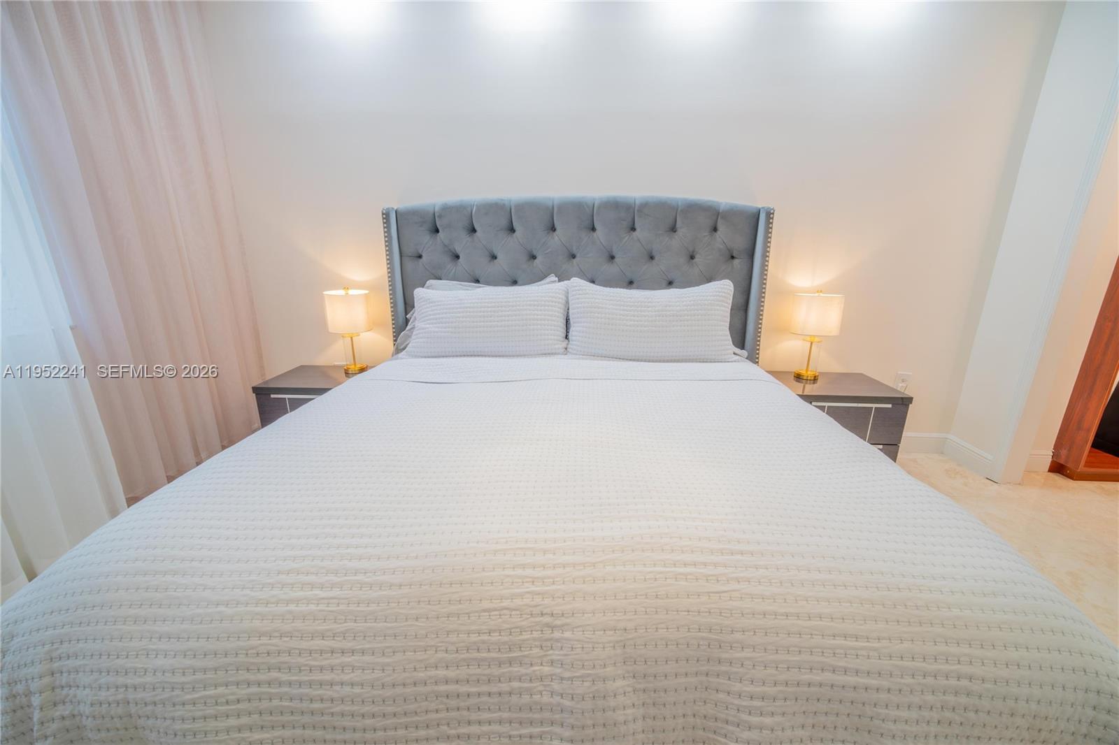 TURNBERRY VLG NO TOWER CO - Residential