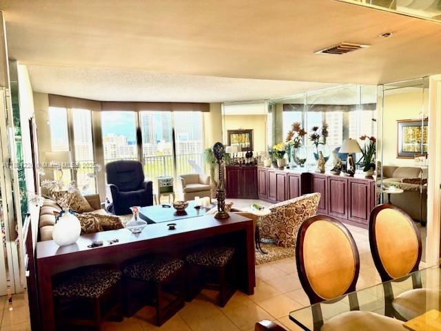 ANCHOR BAY CLUB CONDO - Residential Lease